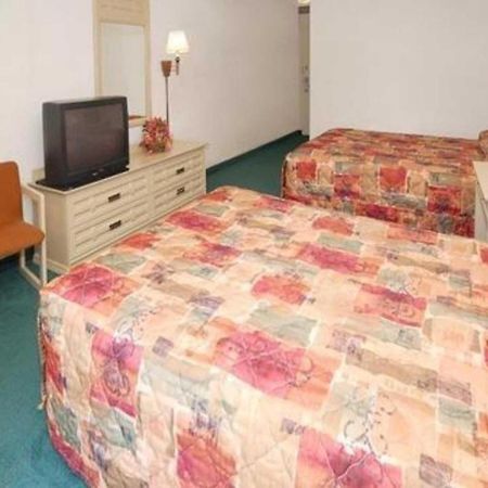 Econo Lodge Corinth Экстерьер фото