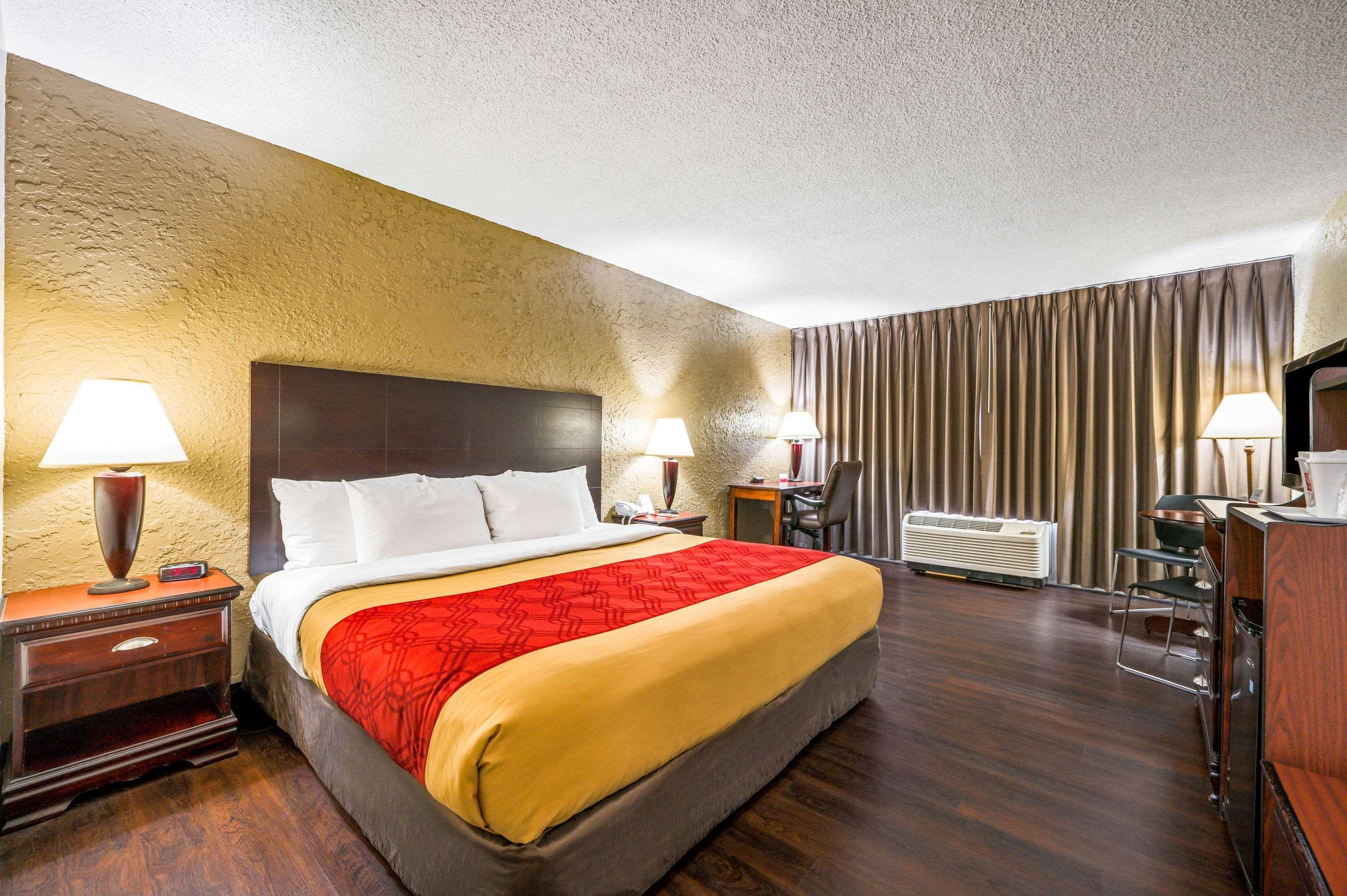 Econo Lodge Corinth Экстерьер фото