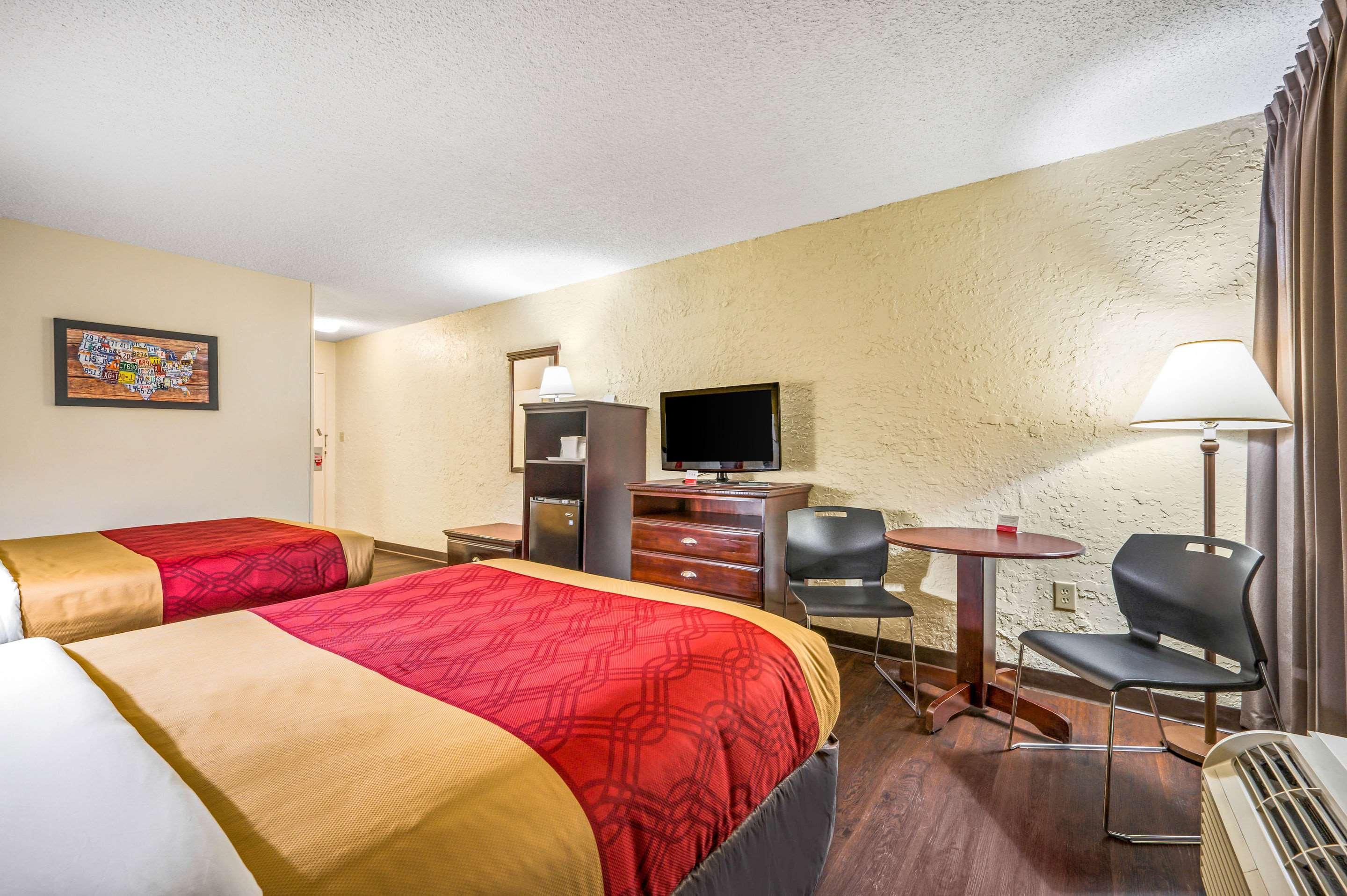 Econo Lodge Corinth Экстерьер фото