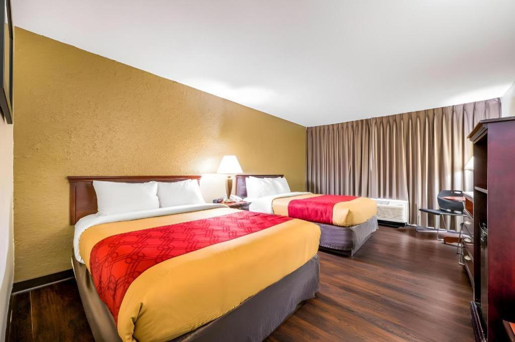 Econo Lodge Corinth Экстерьер фото