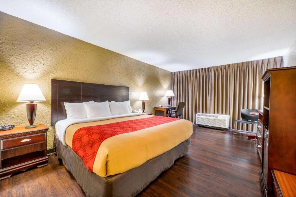 Econo Lodge Corinth Экстерьер фото