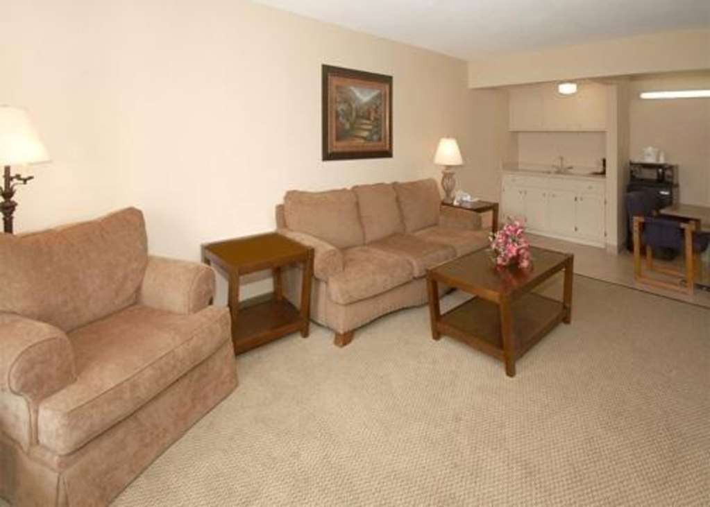 Econo Lodge Corinth Номер фото